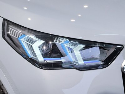 2025 BMW X2 thumbnail 57