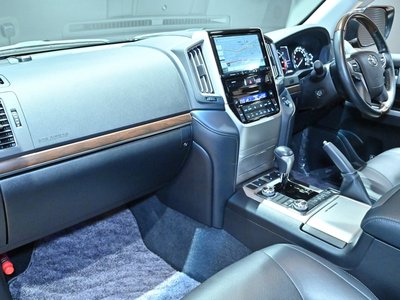 2018 Toyota LAND CRUISER 200 照片 9