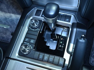 2018 Toyota LAND CRUISER 200 照片 28