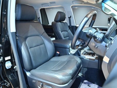 2018 Toyota LAND CRUISER 200 照片 18