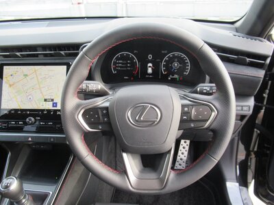 2025 Lexus LBX photo 15