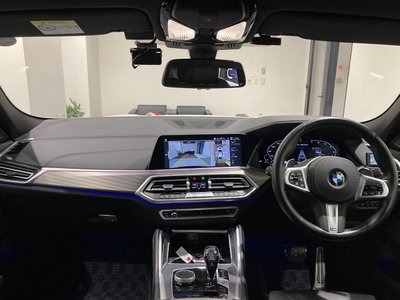 2021 BMW X6 photo 10