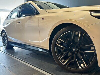 2024 BMW I5 缩略图 214