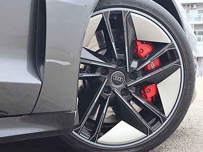 2024 AUDI RS E-TRON GT photo 16