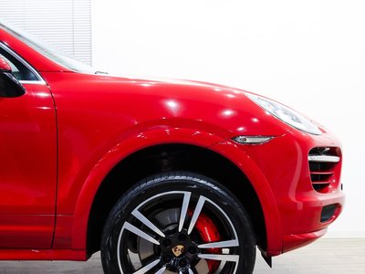 2014 Porsche CAYENNE thumbnail 54