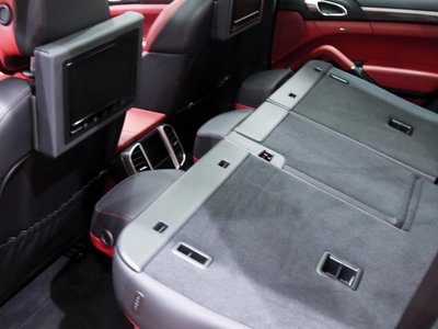 2014 Porsche CAYENNE thumbnail 58