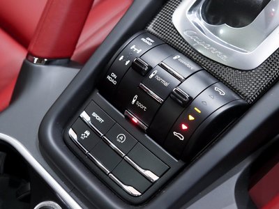 2014 Porsche CAYENNE thumbnail 77