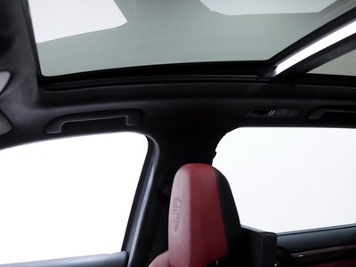 2014 Porsche CAYENNE thumbnail 40