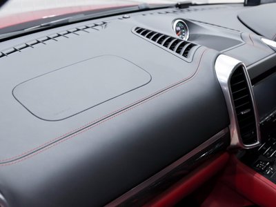 2014 Porsche CAYENNE thumbnail 27