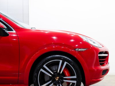 2014 Porsche CAYENNE thumbnail 51