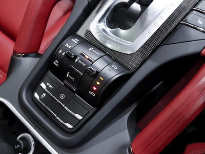 2014 Porsche CAYENNE thumbnail 50