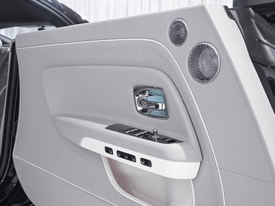 2025 ROLLS-ROYCE SPECTRE 照片 12