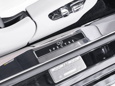2025 ROLLS-ROYCE SPECTRE 照片 17