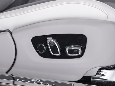 2025 ROLLS-ROYCE SPECTRE 照片 22