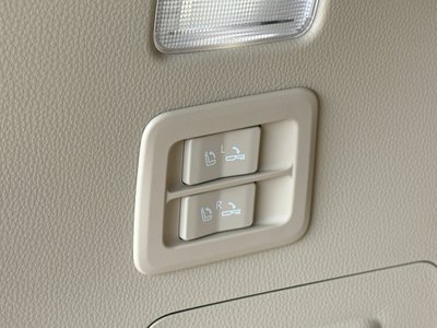 2025 Toyota LAND CRUISER 300 照片 46