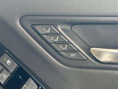 2025 Toyota LAND CRUISER 300 照片 61