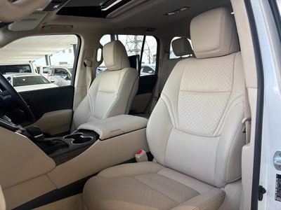 2025 Toyota LAND CRUISER 300 照片 51