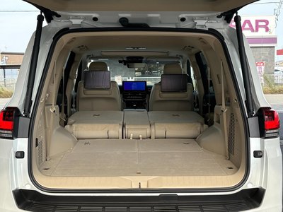 2025 Toyota LAND CRUISER 300 照片 42