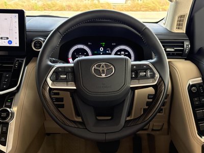 2025 Toyota LAND CRUISER 300 照片 57