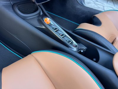 صورة 53 لـ 2024 Mclaren ARTURA SPIDER