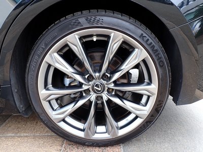 صورة مصغرة 35 لـ 2021 Lexus IS