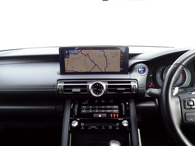 صورة مصغرة 22 لـ 2021 Lexus IS