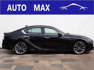 صورة مصغرة 9 لـ 2021 Lexus IS