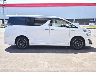 2019 Toyota VELLFIRE — фото 8