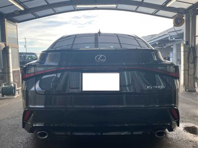 صورة مصغرة 23 لـ 2023 Lexus IS