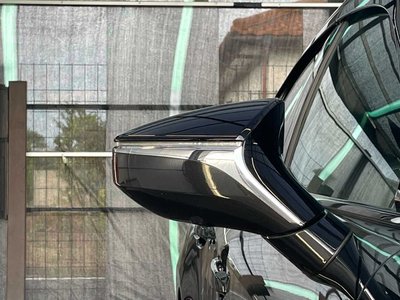 صورة مصغرة 7 لـ 2023 Lexus IS