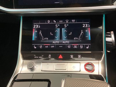 2025 AUDI RS6 AVANT 照片 15