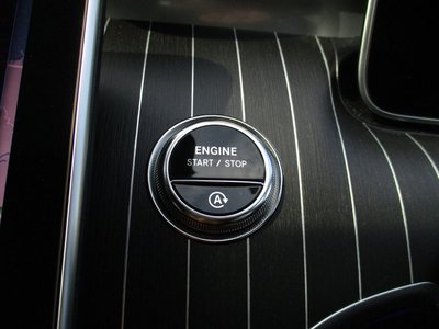 2026 Mercedes-BENZ C-CLASS thumbnail 33