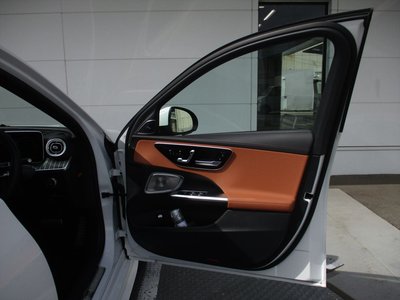 2026 Mercedes-BENZ C-CLASS thumbnail 18