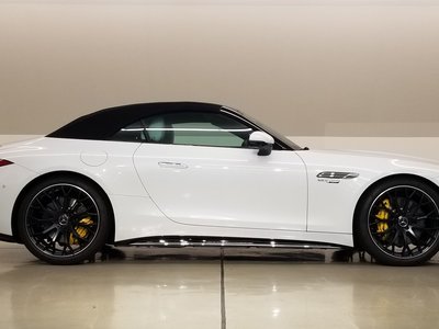 صورة 14 لـ 2025 Mercedes-BENZ SL AMG
