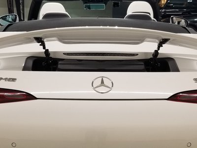 صورة 12 لـ 2025 Mercedes-BENZ SL AMG