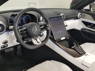 صورة 25 لـ 2025 Mercedes-BENZ SL AMG