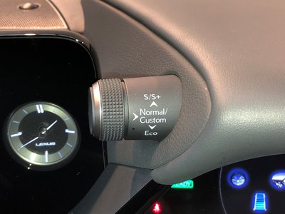 2023 Lexus ES thumbnail 28