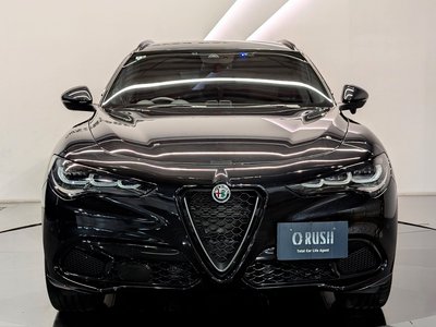 صورة 9 لـ 2024 ALFA Romeo STELVIO