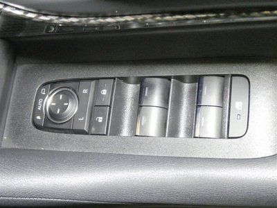 صورة 19 لـ 2025 Toyota ALPHARD