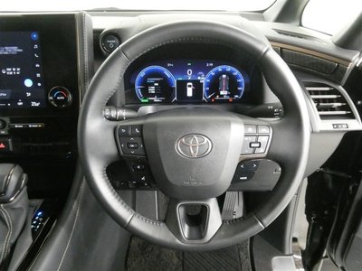 صورة 13 لـ 2025 Toyota ALPHARD