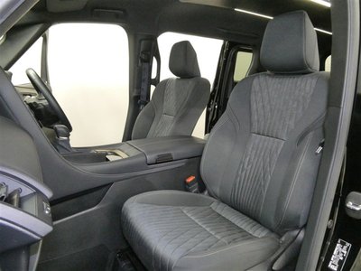 صورة 27 لـ 2025 Toyota ALPHARD