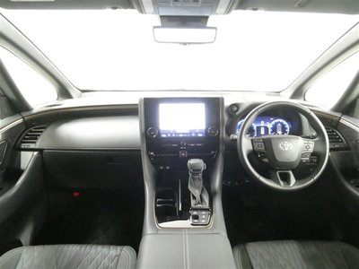 صورة 12 لـ 2025 Toyota ALPHARD