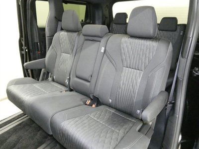 صورة 28 لـ 2025 Toyota ALPHARD