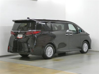 صورة 5 لـ 2025 Toyota ALPHARD
