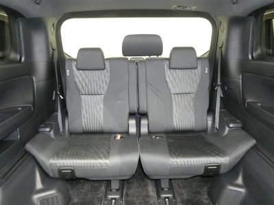 صورة 30 لـ 2025 Toyota ALPHARD