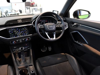 صورة مصغرة 24 لـ 2021 AUDI RS Q3 SPORTBACK