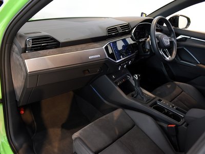 صورة مصغرة 18 لـ 2021 AUDI RS Q3 SPORTBACK