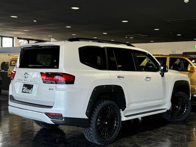 2023 Toyota LAND CRUISER 300 — фото 27