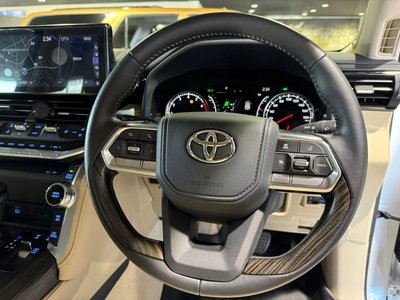 2023 Toyota LAND CRUISER 300 — фото 43