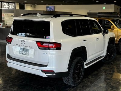 2023 Toyota LAND CRUISER 300 — фото 30
